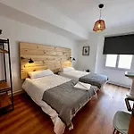 Atuairehome Hostal En El Centro De Burgos *
