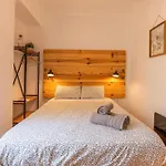 Atuairehome En El Centro De Burgos