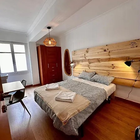 Atuairehome Hostal En El Centro De Burgos Vendégház *