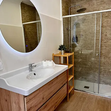 Atuaire En El Centro De 게스트하우스 Burgo