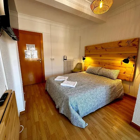 Atuaire En El Centro De 게스트하우스 Burgo