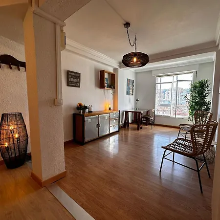 Atuaire En El Centro De Burgo