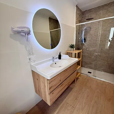 Gasthuis Atuaire En El Centro De Burgo