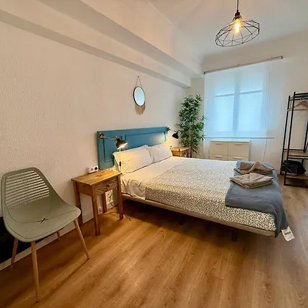 Atuaire En El Centro De * Burgo