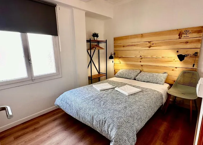 Atuaire En El Centro De Gasthuis Burgo